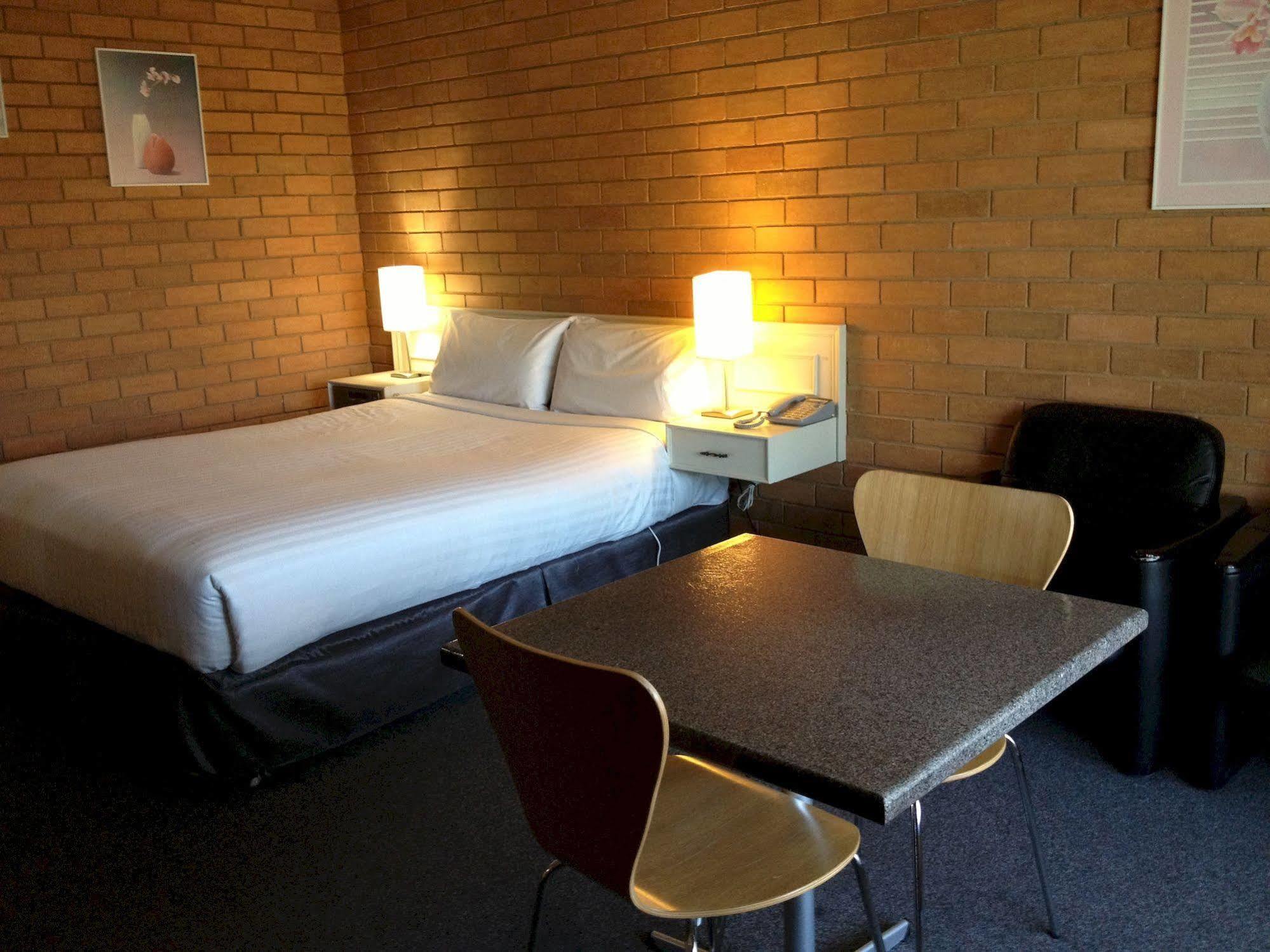 Essendon Motel Essendon North Exterior foto